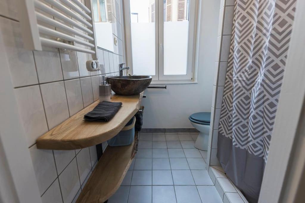 St Leon Strasbourg - Studio 3 Pers - Proche Centre Ville Esterno foto